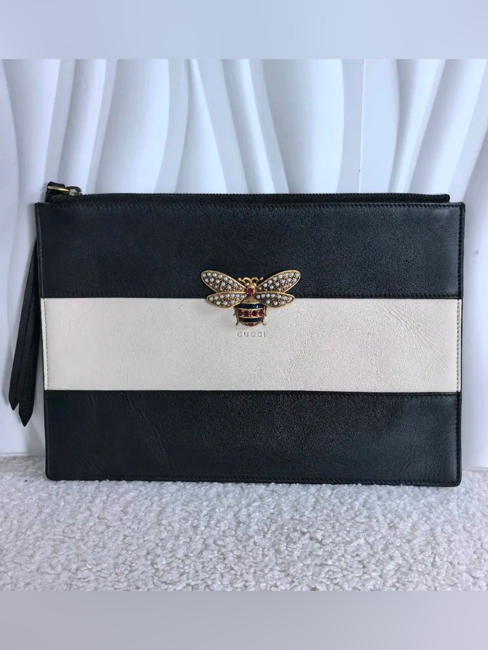 5 Gucci Margaret Clutch